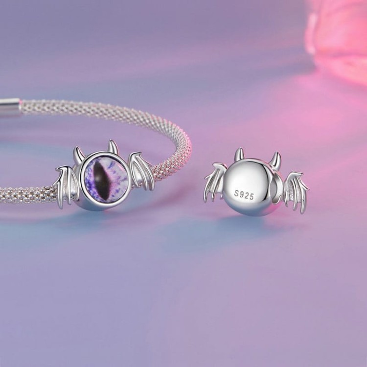 zawieszka-charms-kamien-oko-skrzydla-nietoperza-srebro 925 -min (4).jpg