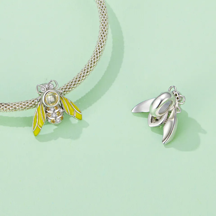 charms-zawieszka-charms-owad-pszczola-stoper-srebro 925-min.jpg