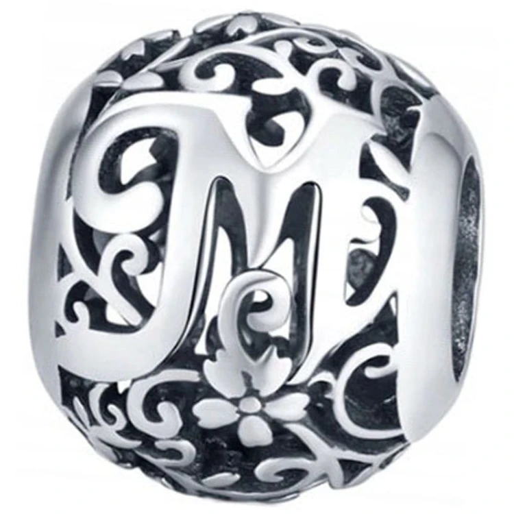 charms-zawieszka-charms-litera-m-min.jpg