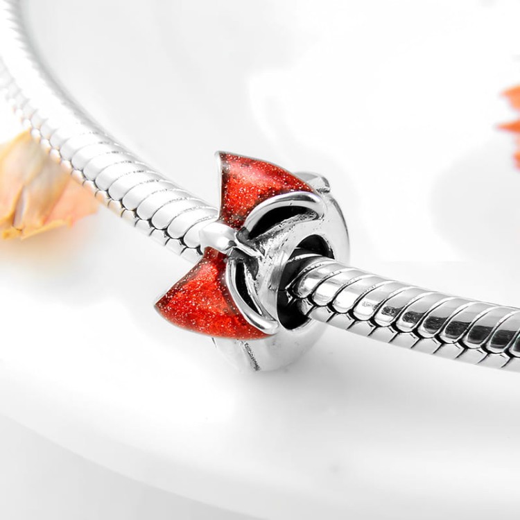 charms-zawieszka-charms-stoper-czerwona-kokardka-srebro 925-min.jpg