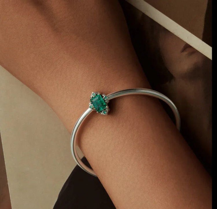 charms-zawieszka-charms-zielony-krysztal-krzyz-czaszka-srebro 925 (2).jpg