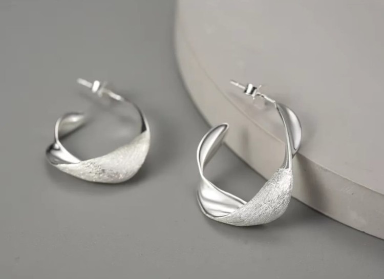 kolczyki-srebrne-kolczyki-vintage-zawiniety-lisc-srebro 925 (1).jpg