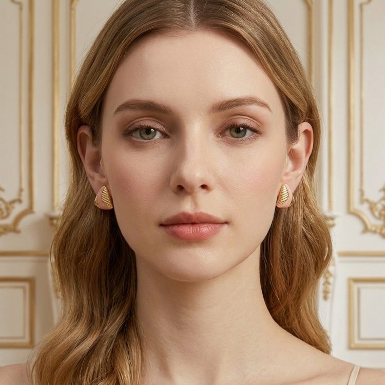 kolczyki-zlote-kolczyki-damskie-trojkaty-czerwone-pozlacana-stal-szlachetna (2).jpg