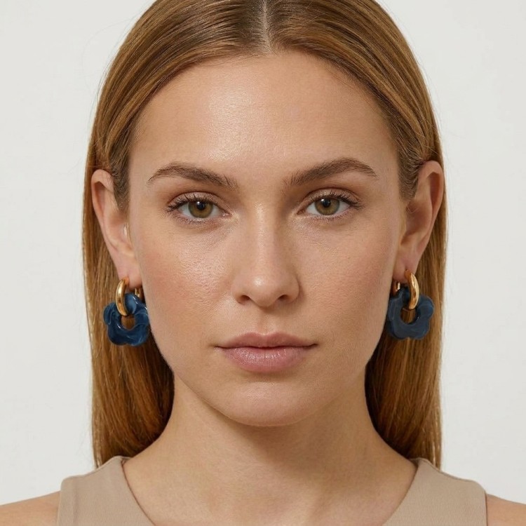 kolczyki-stalowe-kolczyki-zlote-kolorowe-kwiatek-granatowy-pozlacana-stal-szlachetna (3).jpg