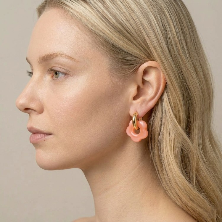 kolczyki-stalowe-kolczyki-zlote-kolorowe-kwiatek-lososiowy-pozlacana-stal-szlachetna (4).jpg