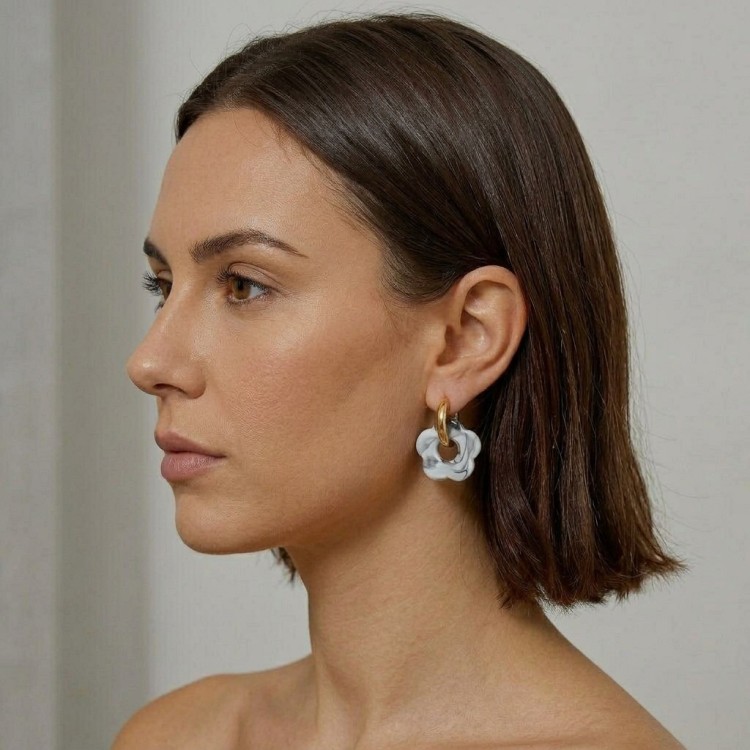 kolczyki-stalowe-kolczyki-zlote-kolorowe-kwiatek-marmurkowy-pozlacana-stal-szlachetna (4).jpg