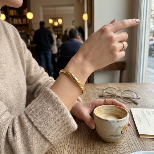 bransoletka-zlota-bransoletka-damska-gwiazdki-cyrkonie-pozlacana-stal-szlachetna (1).jpg