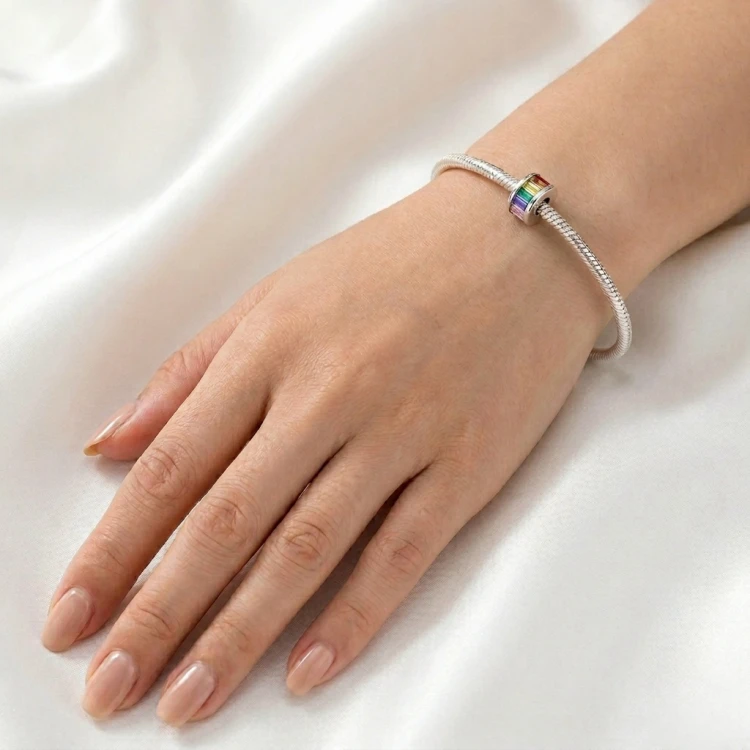 charms-zawieszka-charms-klips-teczowy-kolorowe-cyrkonie-charmsy-trusky (2).jpg