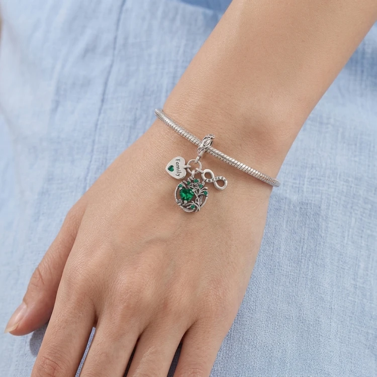 charms-zawieszka-charms-potrojny-serce-rodzina-nieskonczonosc-srebro (1).jpg