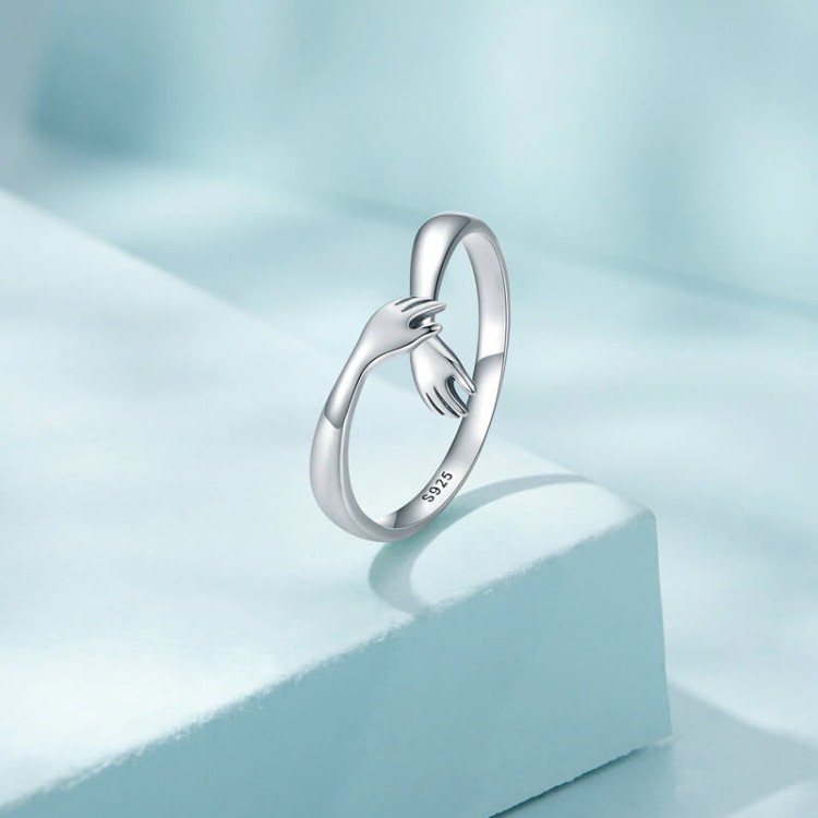 pierscionek-regulowany-rece-milosc-srebro-925 (2).jpg