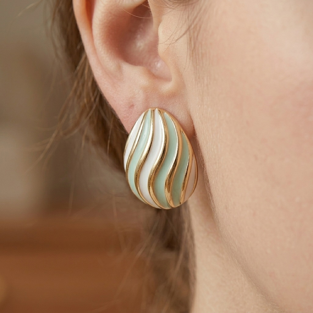 kolczyki-damskie-kolczyki-zlote-muszelki-zielone-pozlacana-stal-szlachetna (2).jpg